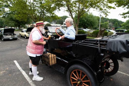 16 Car show